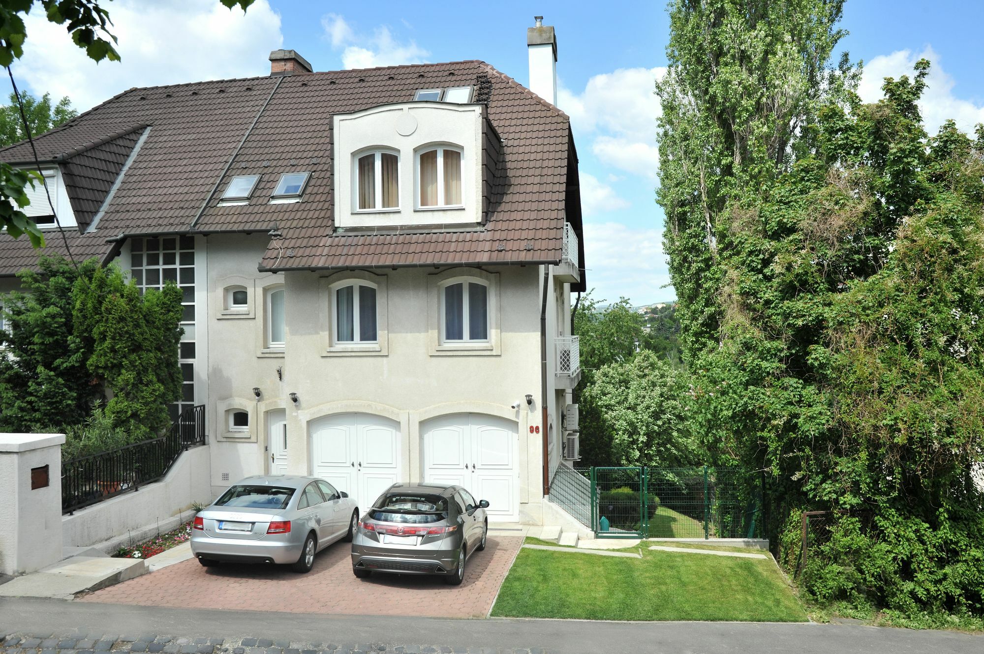 Hillside Premium Apartments ブダペスト エクステリア 写真